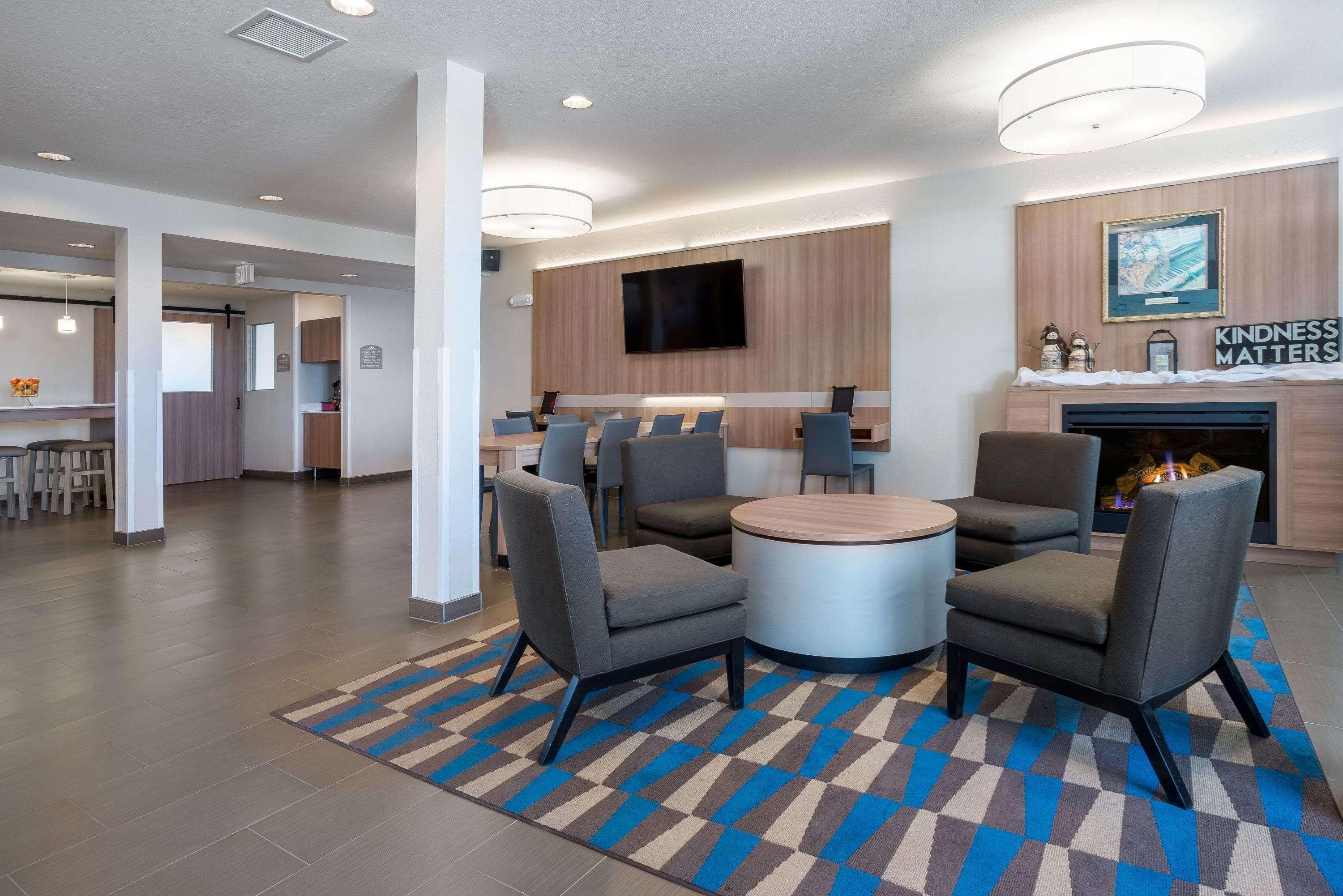 Microtel Inn & Suites By Wyndham Moorhead Fargo Area Luaran gambar
